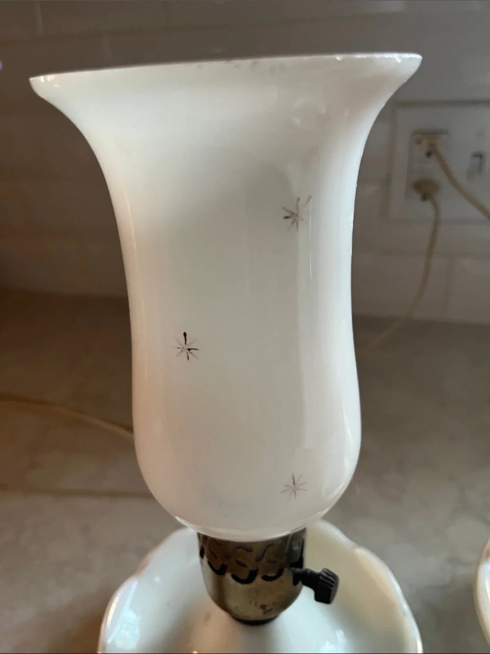 Vintage Milk Glass atomic starburst  Electric Table Lamps (2)